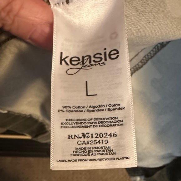 Kensie Women's Green Camouflage Field Jacket - Picture 6 of 6